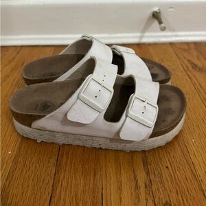 Papillio by Birkenstock Arizona Chunky/Platform slide sandal in white